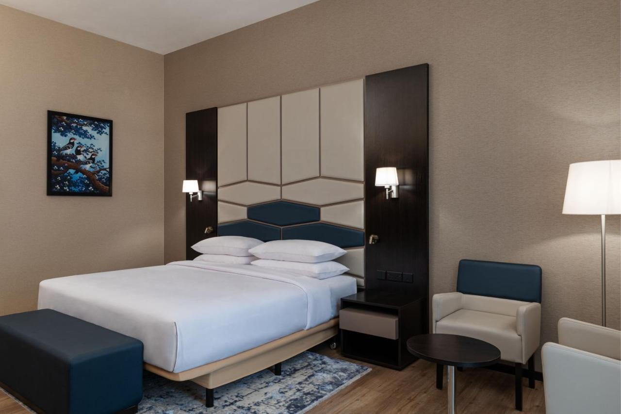 Four Points By Sheraton Production City, Dubaj Zewnętrze zdjęcie