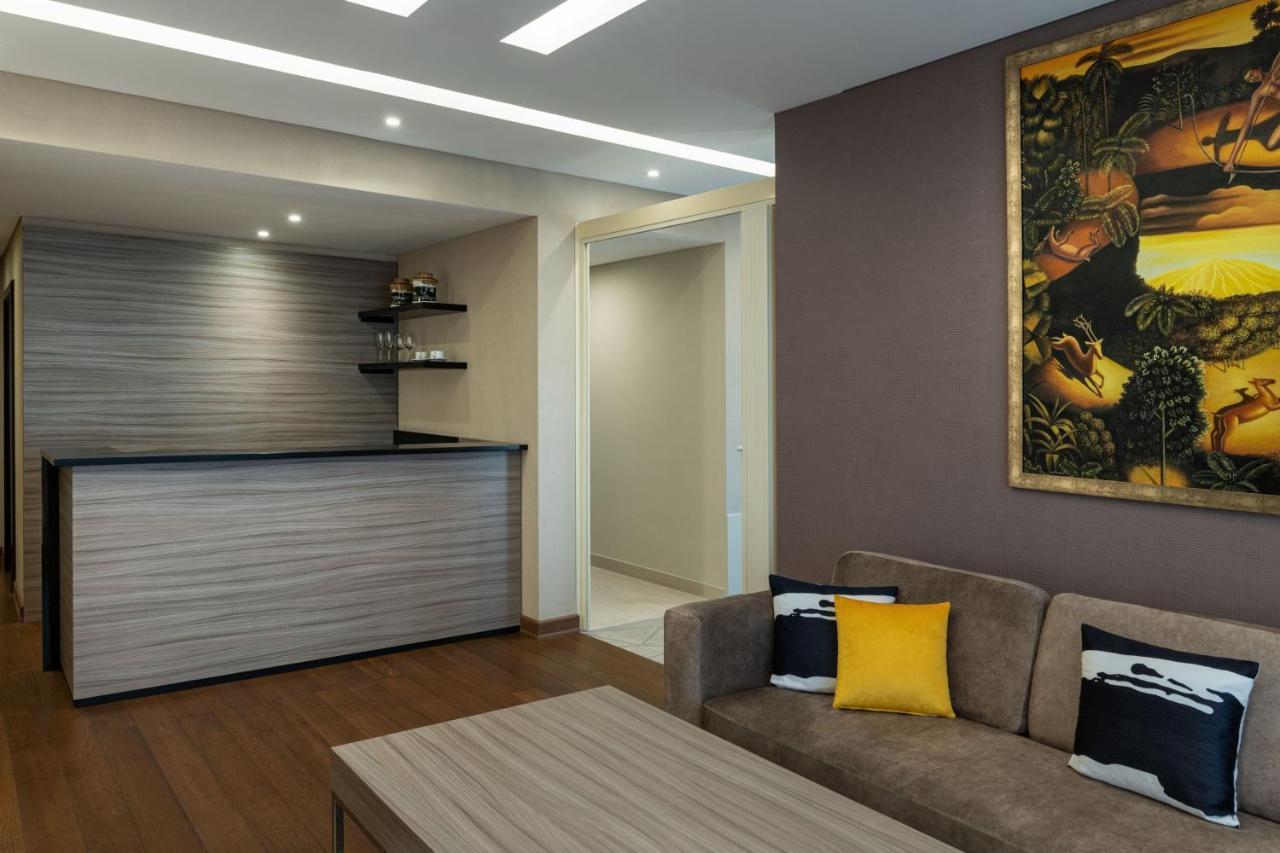 Four Points By Sheraton Production City, Dubaj Zewnętrze zdjęcie
