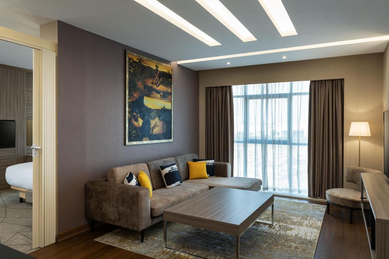 Four Points By Sheraton Production City, Dubaj Zewnętrze zdjęcie